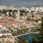 Luxury View Marjan